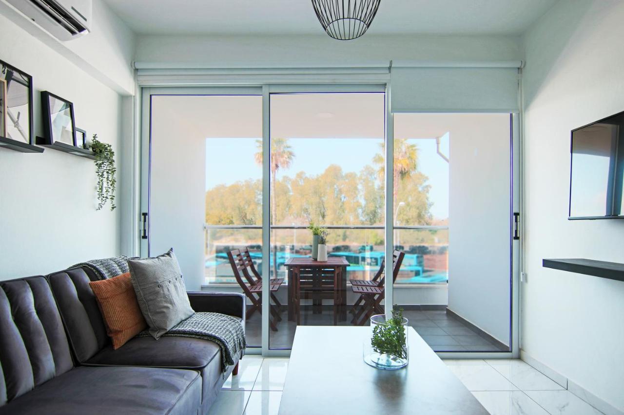 Appartement Phaedrus Living - Seaside Executive Flat Harbour 206 à Paphos Extérieur photo