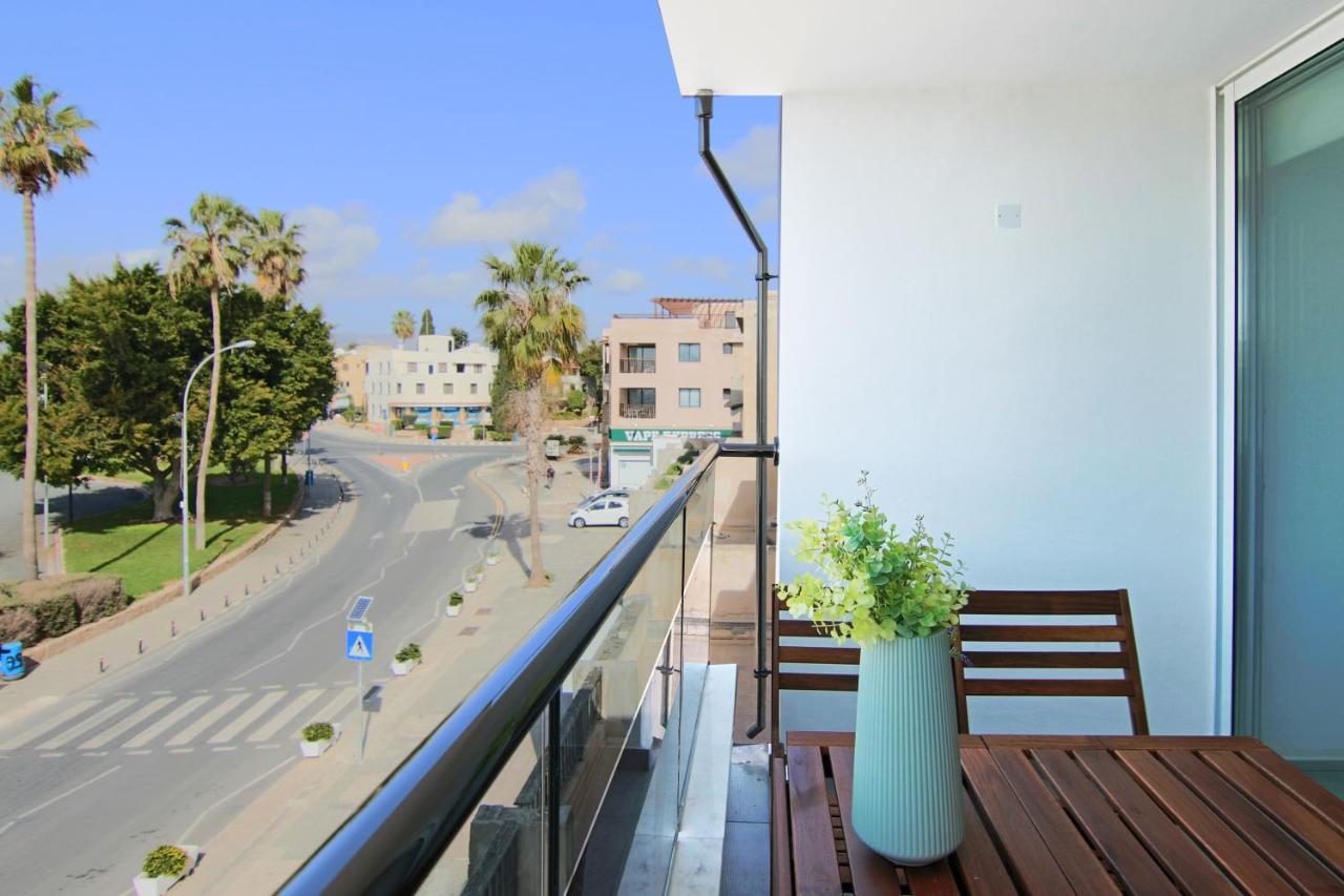 Appartement Phaedrus Living - Seaside Executive Flat Harbour 206 à Paphos Extérieur photo